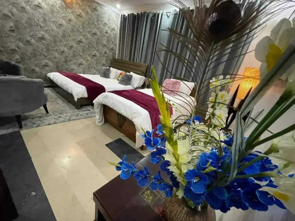 guest house in f7
